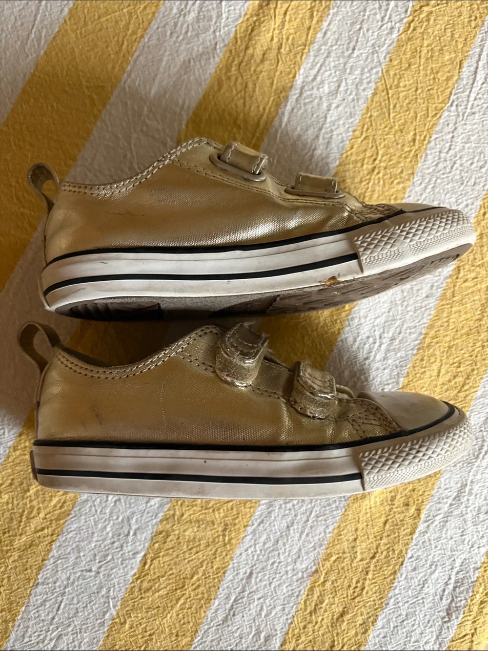 Converse Kids Metallic Gold Velcro Sneakers
